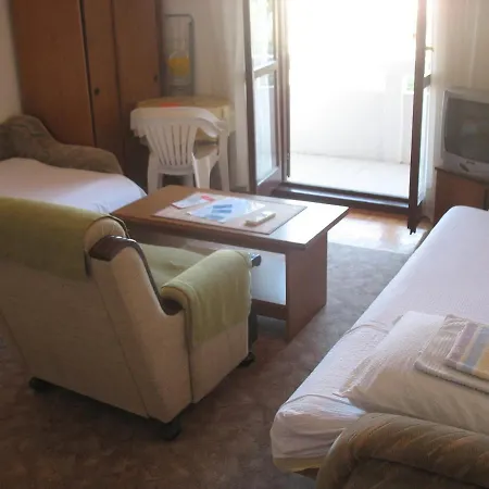 Apartment In - Insel Ugljan 38785 Kukljica